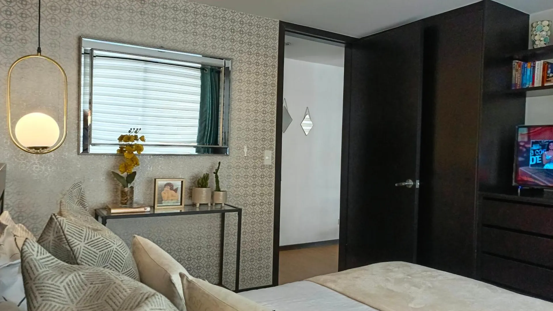 Apartment Like A Home With Balcony - 7Th Floor - Parking - Gym Quito