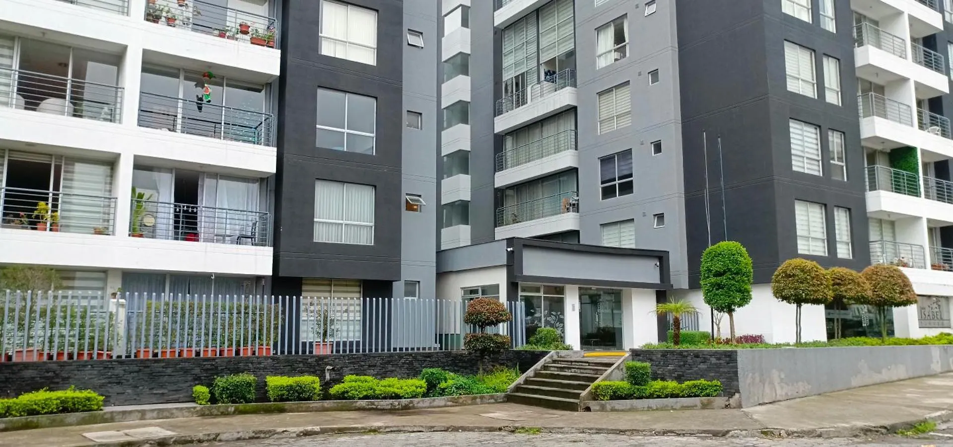 Apartment Like A Home With Balcony - 7Th Floor - Parking - Gym Quito