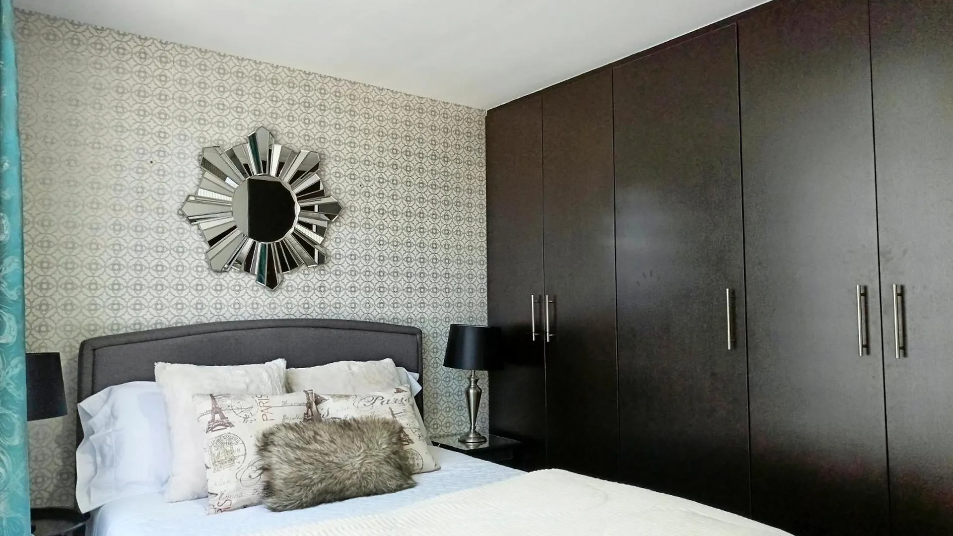 Apartment Like A Home With Balcony - 7Th Floor - Parking - Gym Quito Ecuador